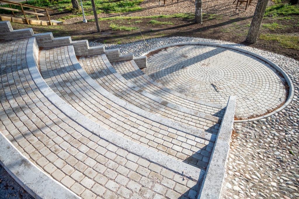 artkivi_kivityö_kivityöt_graniitti_maanrakennus_viherrakentaminen_lumityö_leikkivälineet_asfalttityö