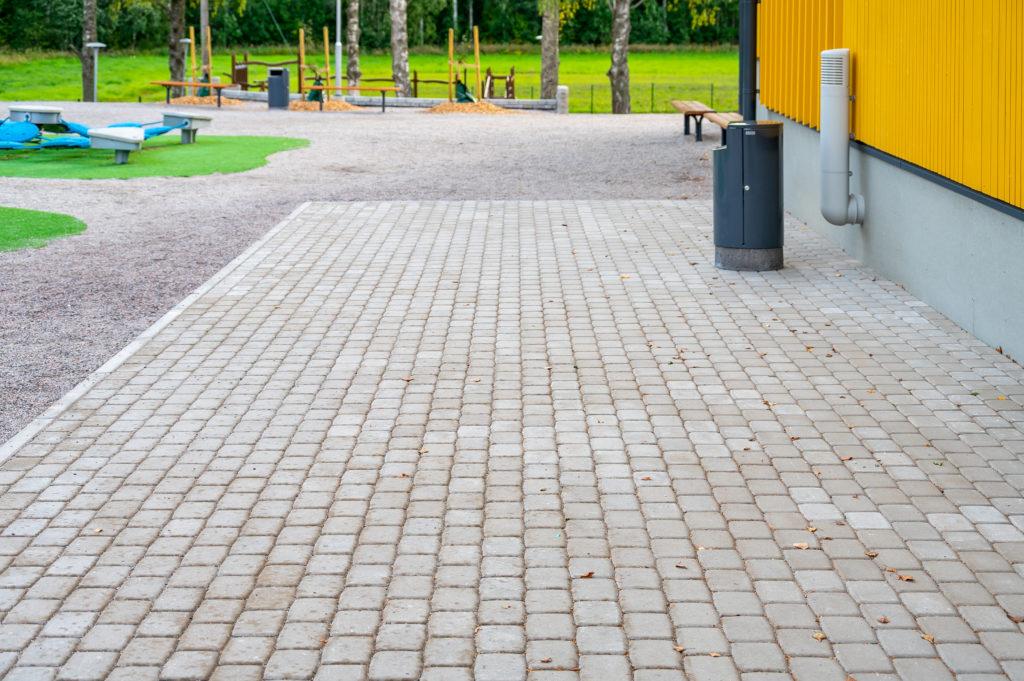 artkivi_kivityö_kivityöt_graniitti_maanrakennus_viherrakentaminen_lumityö_leikkivälineet_asfalttityö